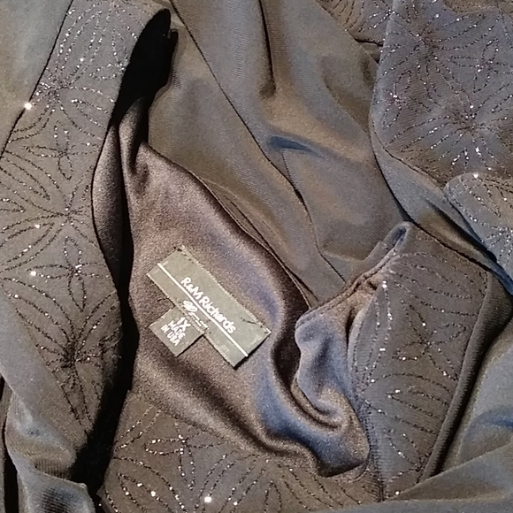 Dress - Picture 10 of 15